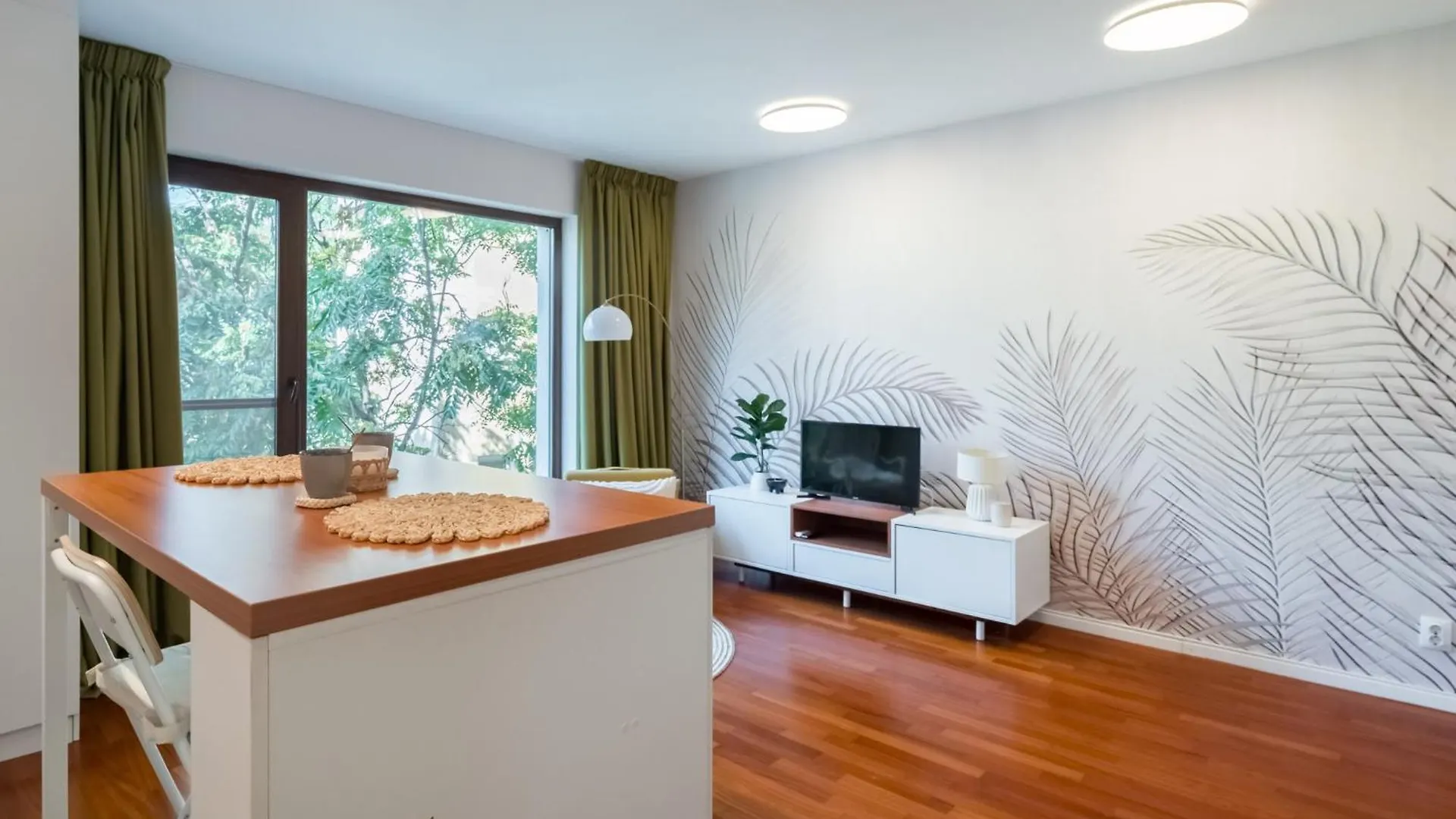 Urban Jungle Apartment Bucharest Romania