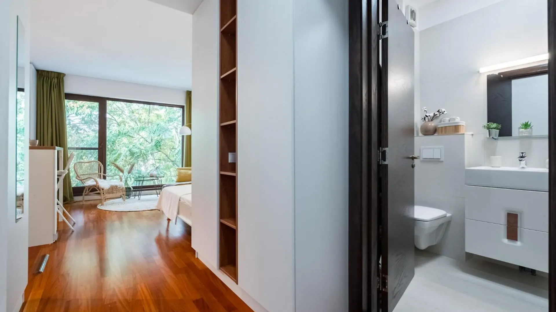 Urban Jungle Apartment Bucharest 0*,  Romania